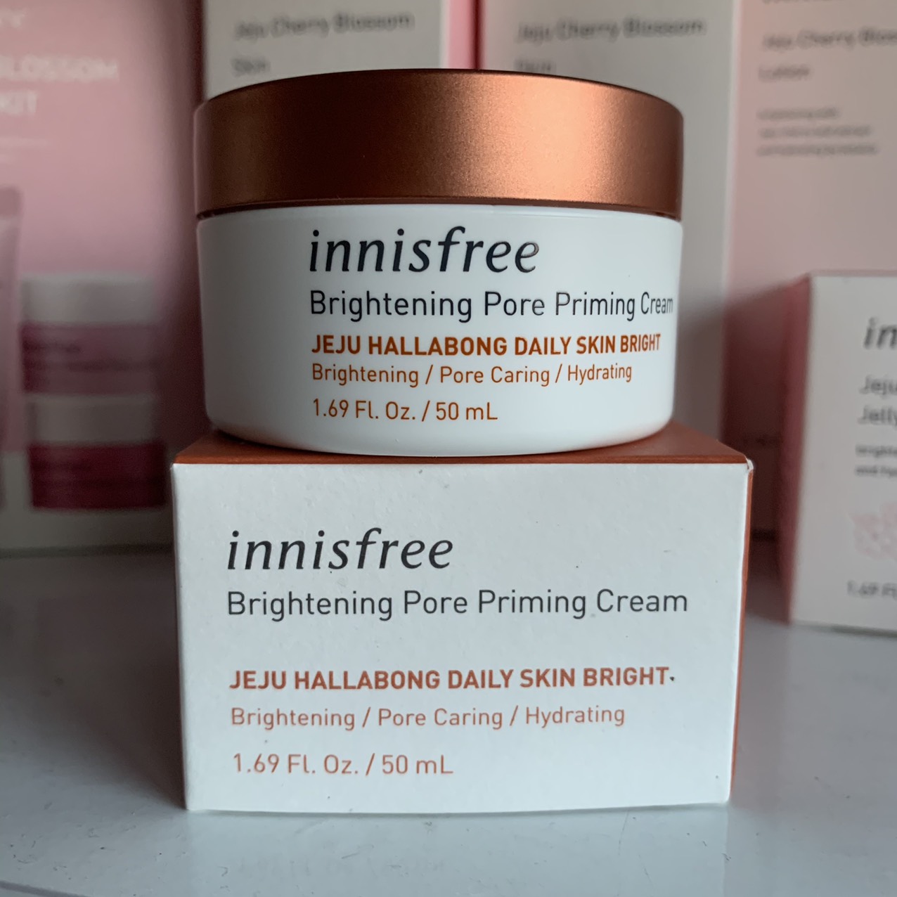 Kem quýt innisfree Brightening Pore Cream