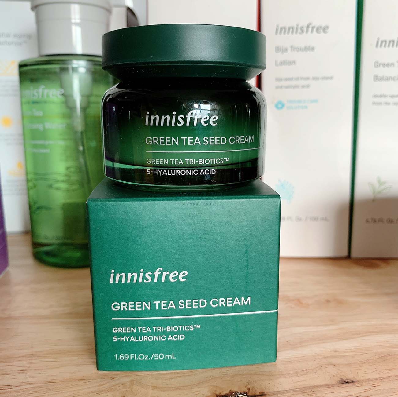 Kem dưỡng da trà xanh Innisfree Green Tea Seed Cream 50ml